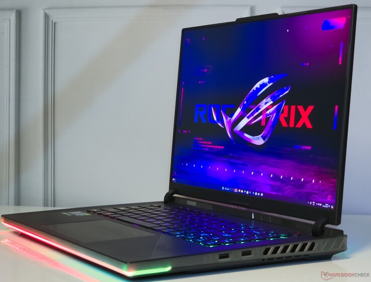 Обзор ноутбука Asus ROG Strix Scar 16 (2024): потрясающая производительность и яркость мини-светодиодов по соответствующей цене